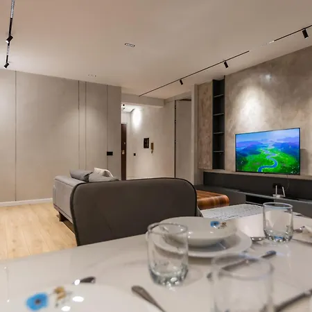 Cosmo Comfort Tirana