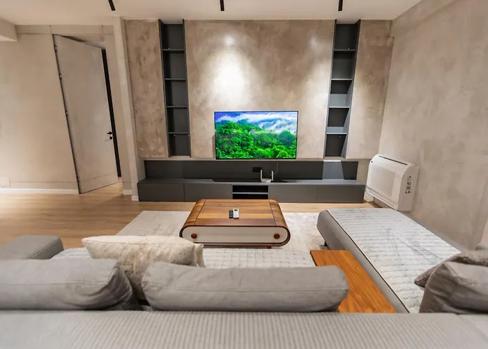 Cosmo Comfort * Tirana